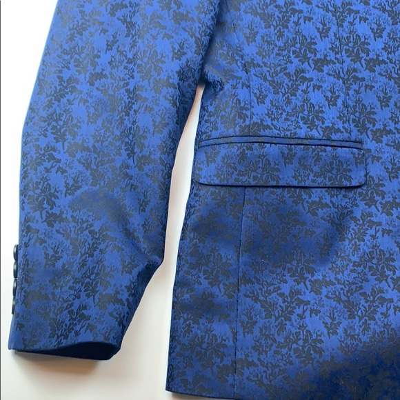 Tuxedo jacket - Picture 2 of 7